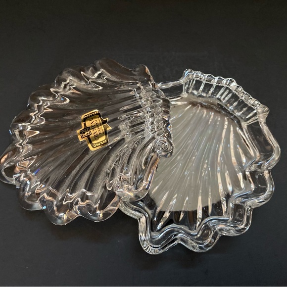 Vintage Zajecar Crystal Shell Trinket Box made in Yugoslavia - Picture 5 of 8